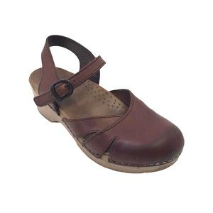 Dansko Brown Mary Jane Size 7